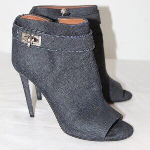 Givenchy Shark Tooth Lock Denim Peep Toe Booties Heels 39